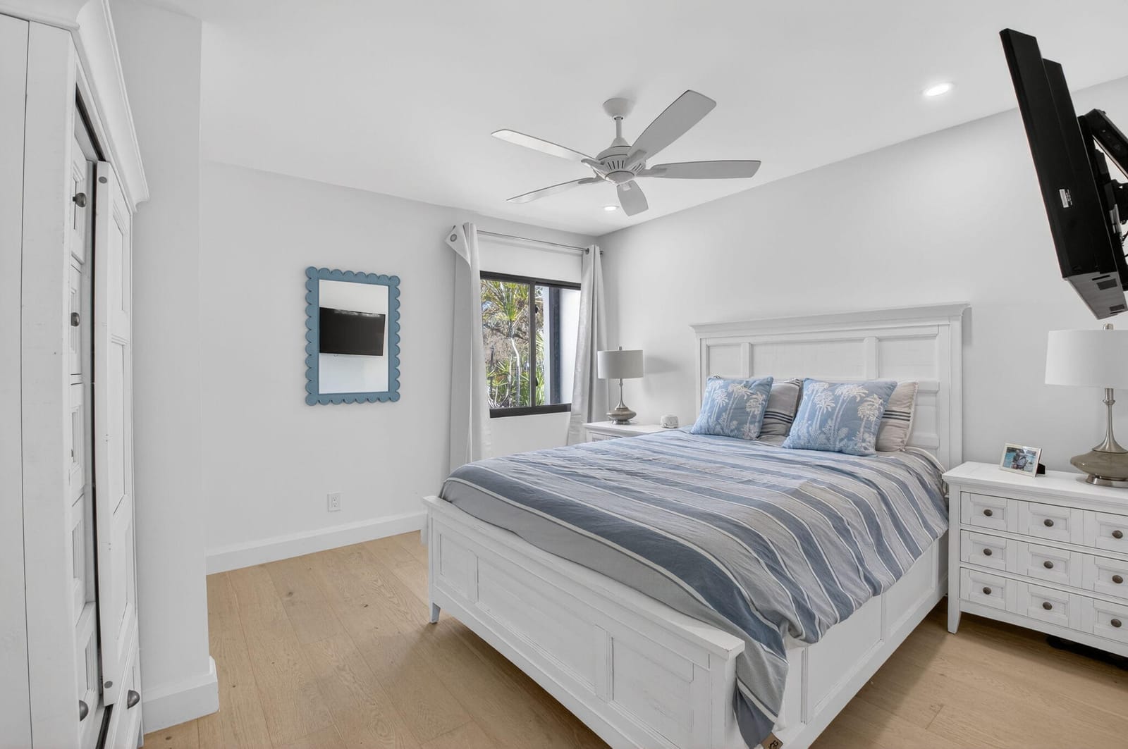 3707 Bridgewood Drive — photo 2