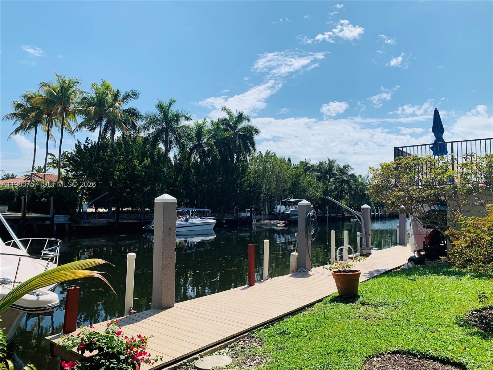 6815 Edgewater Drive 105, Coral Gables, FL 33133 photo 21