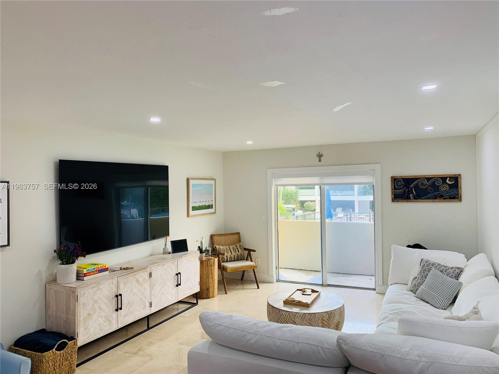 6815 Edgewater Drive 105, Coral Gables, FL 33133 photo 4