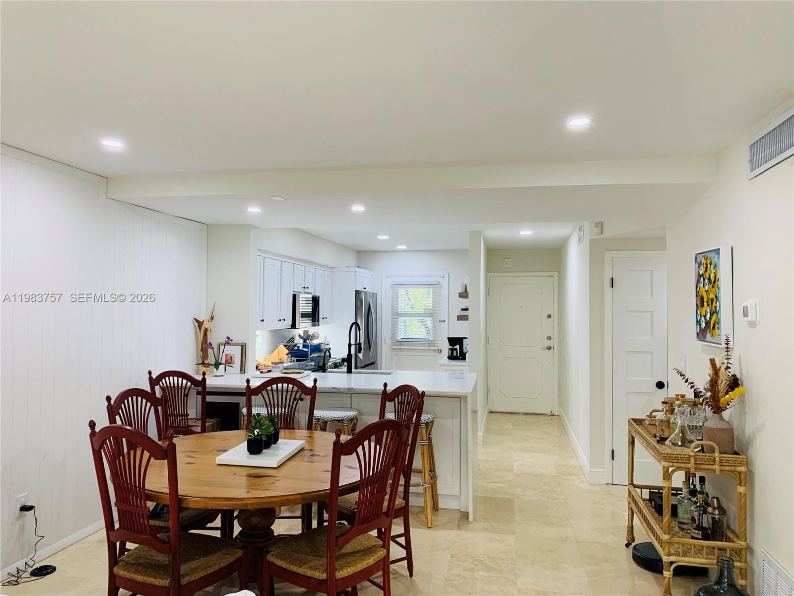 6815 Edgewater Drive 105, Coral Gables, FL 33133 photo 7
