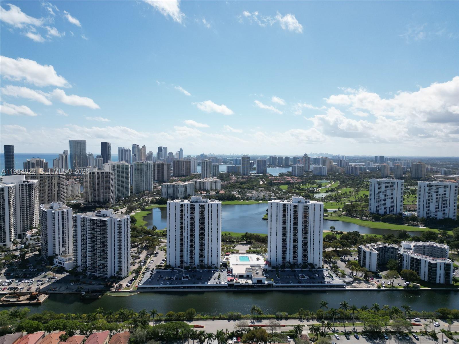 3675 N Country Club Drive 1907, Aventura, FL 33180, Aventura