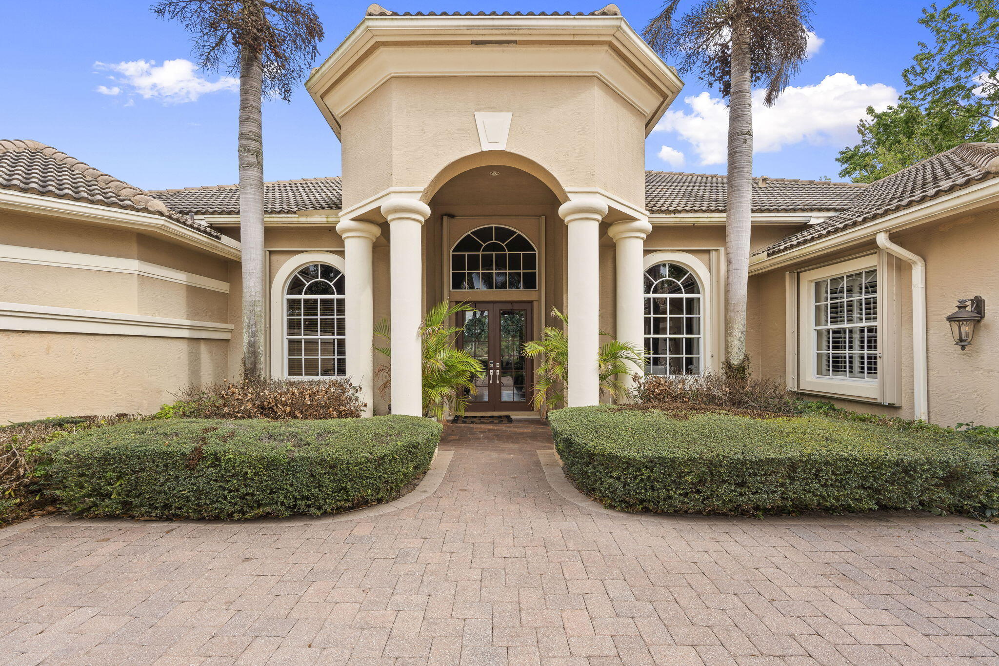 7424 Laurels Place — photo 4