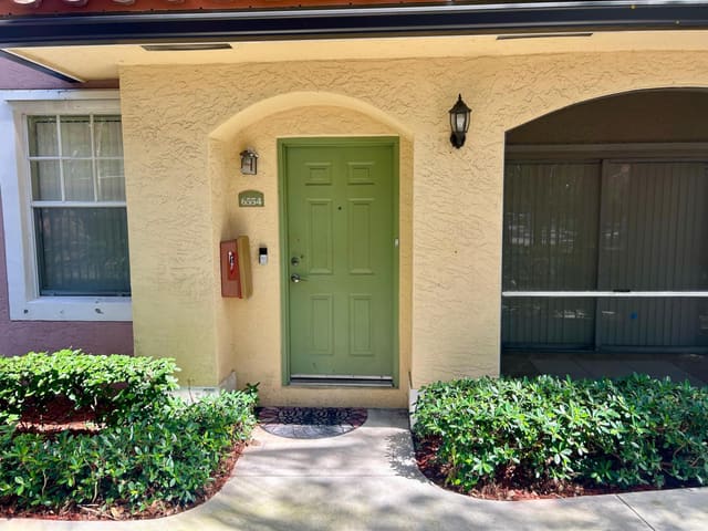 6554 W Sample Road 6554, sold in Cypress Pointe At Coral Springs, Coral Springs, FL