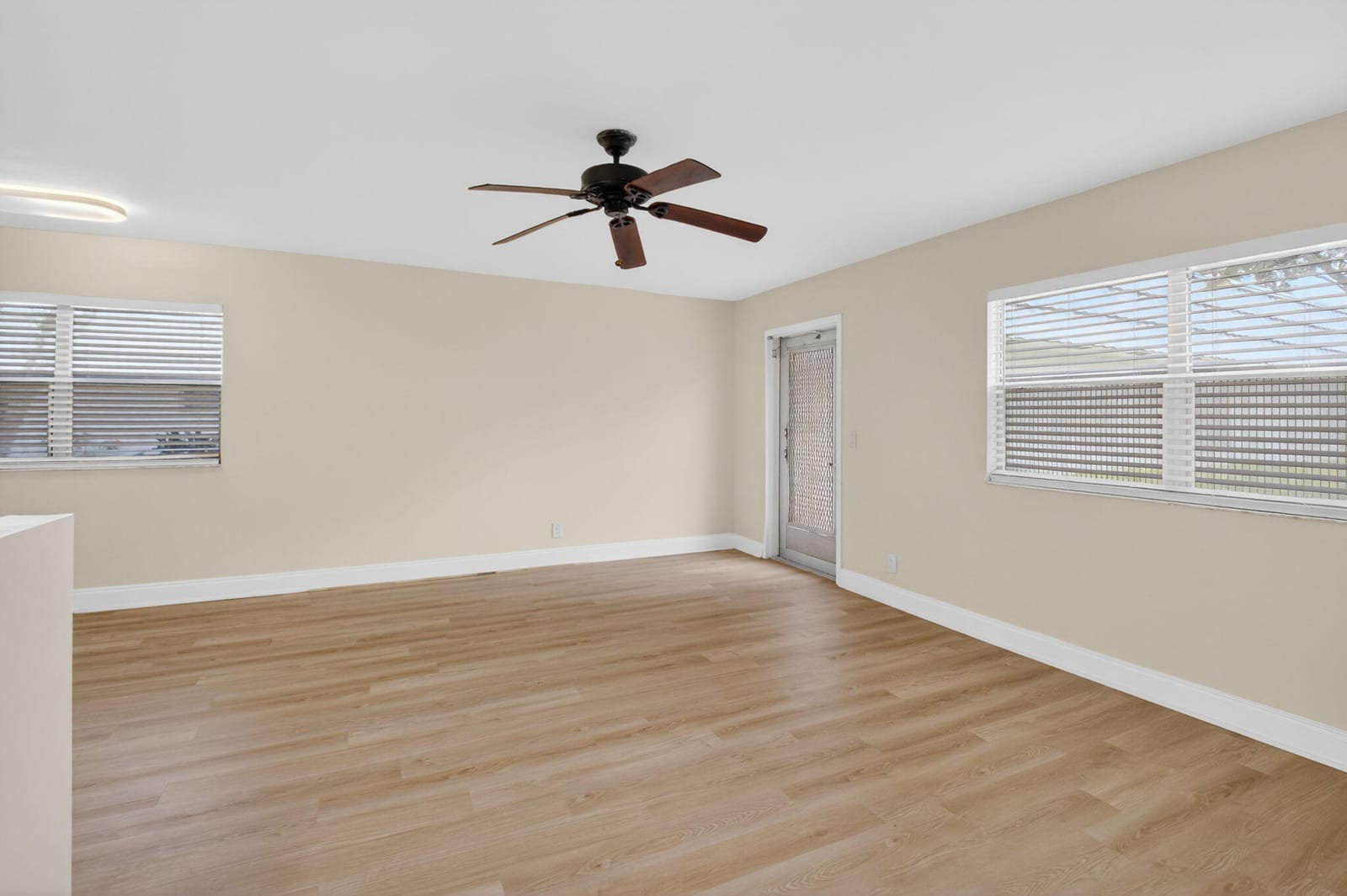 158 Valencia G, Delray Beach, FL 33446 photo 11