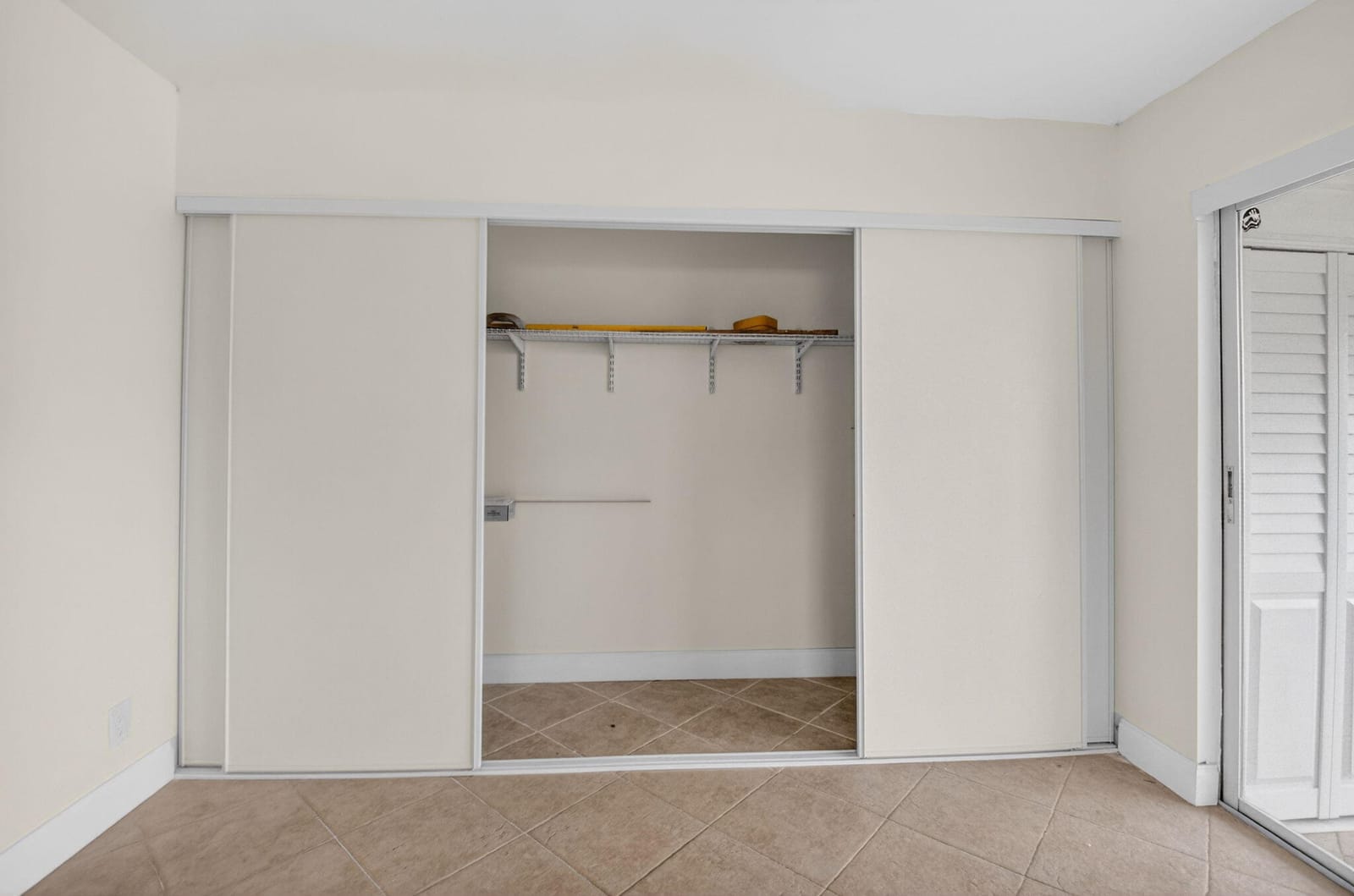 158 Valencia G, Delray Beach, FL 33446 photo 19