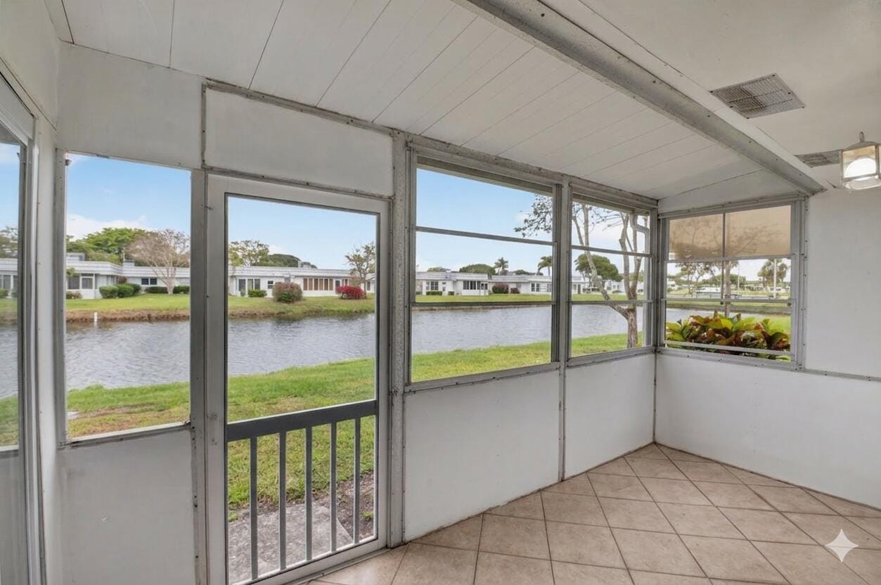158 Valencia G, Delray Beach, FL 33446 photo 21