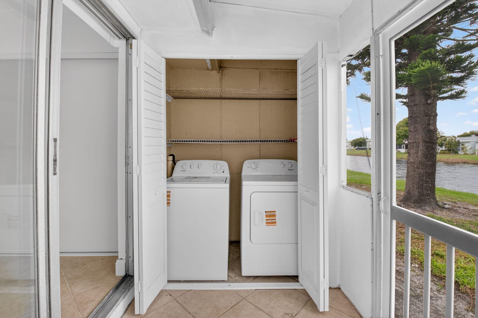 158 Valencia G, Delray Beach, FL 33446 photo 23