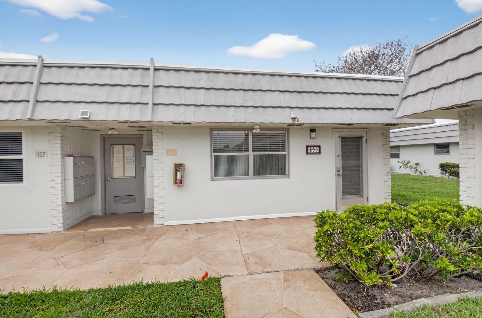 158 Valencia G, Delray Beach, FL 33446 photo 27