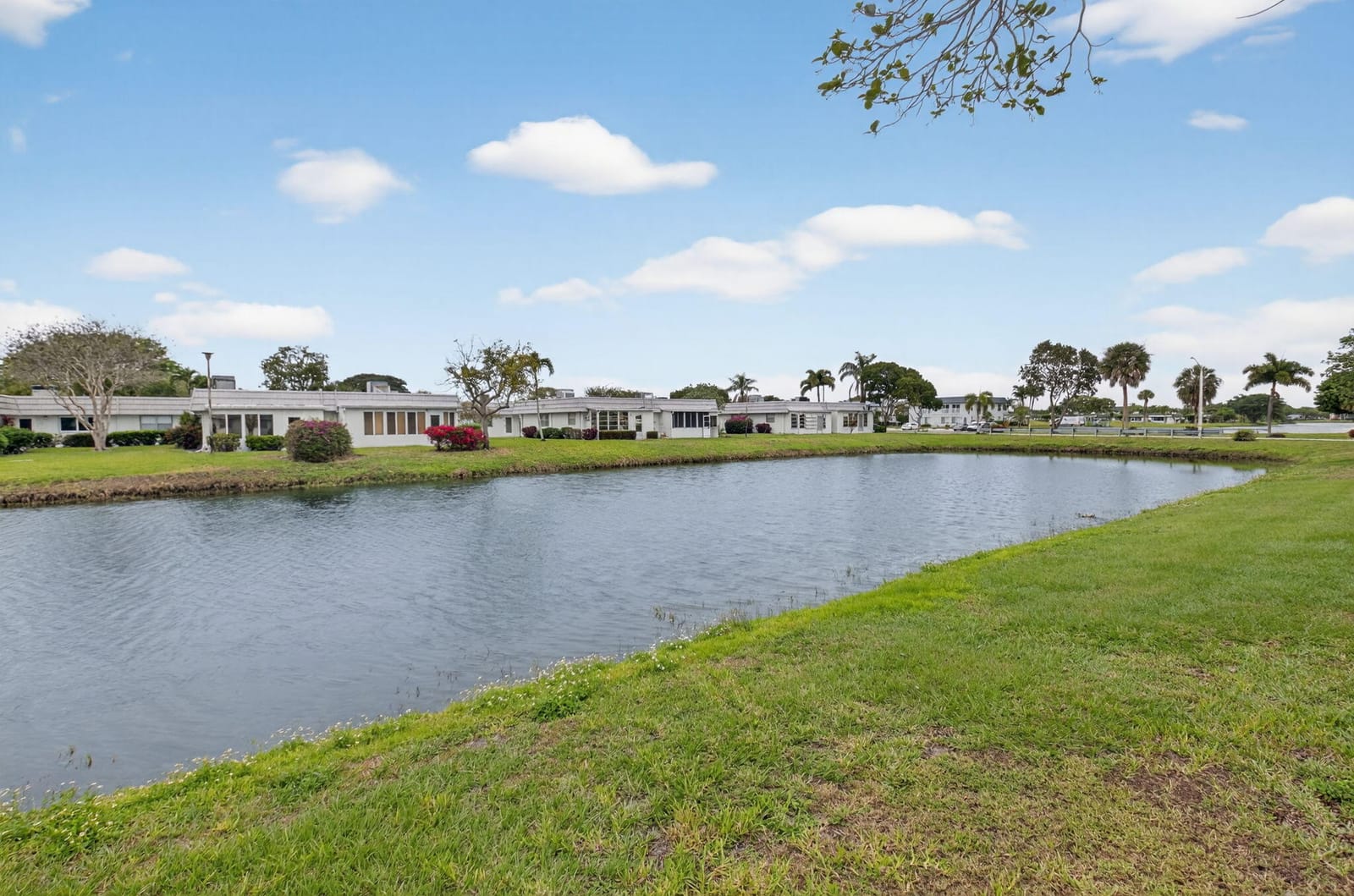 158 Valencia G, Delray Beach, FL 33446 photo 30