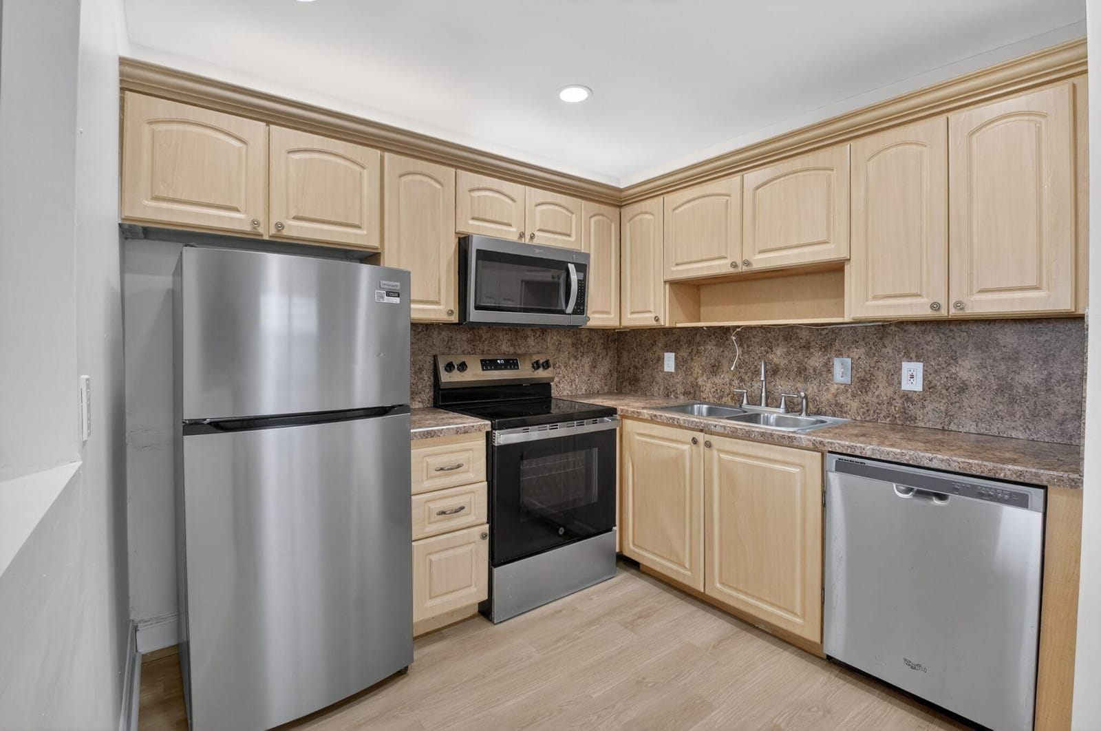 158 Valencia G, Delray Beach, FL 33446 photo 7