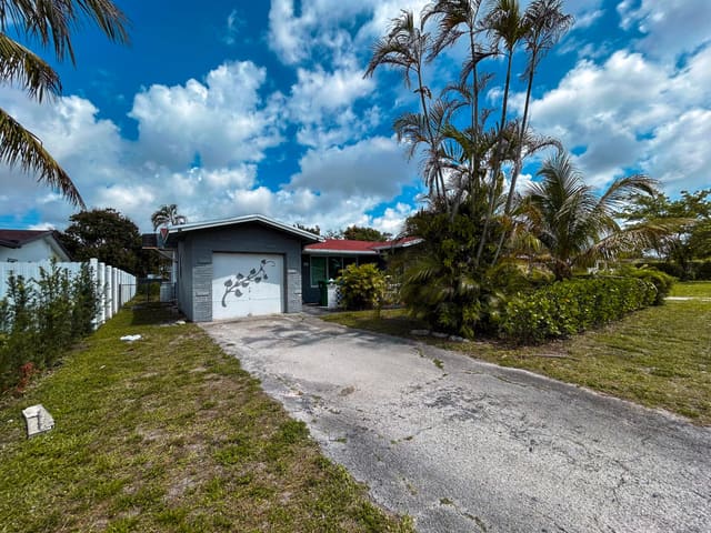 6117 SW 20th Court, sold in Welwyn Manor, Miramar, FL