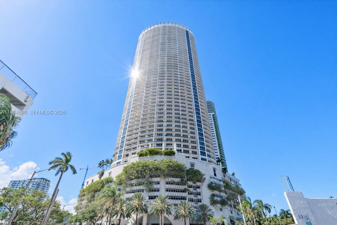 1750 N Bayshore Drive 3811 — photo 3