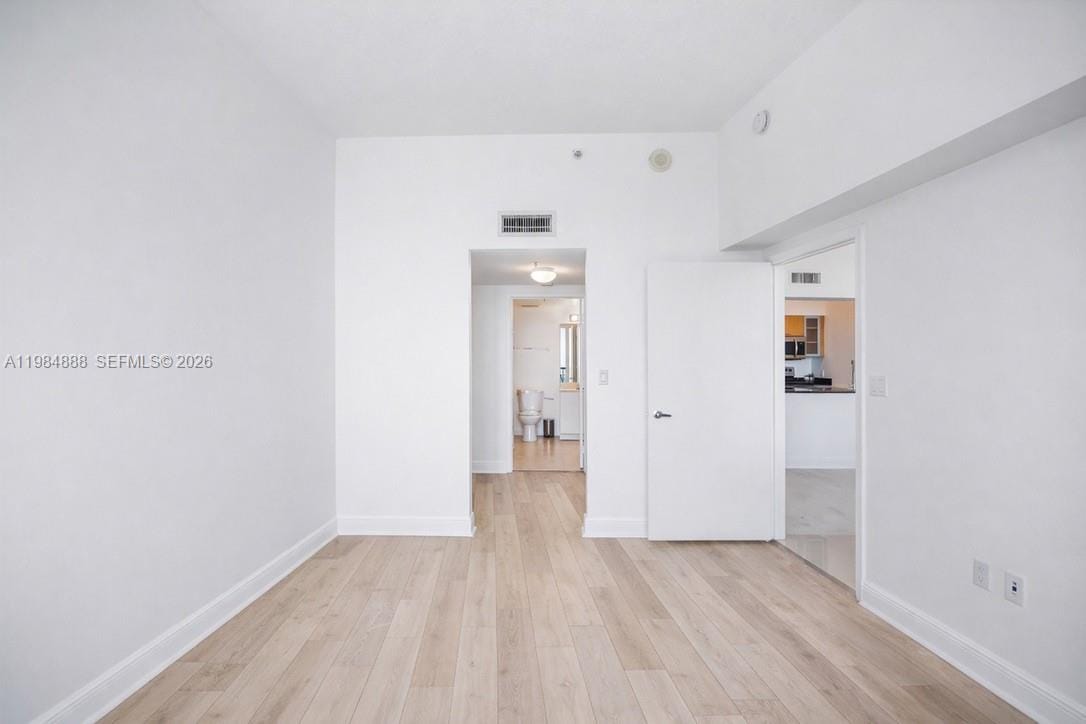 1750 N Bayshore Drive 3811 — photo 4
