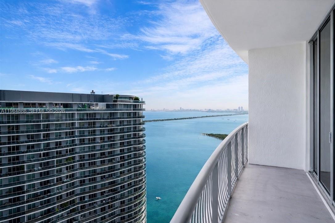 1750 N Bayshore Drive 3811 — photo 8