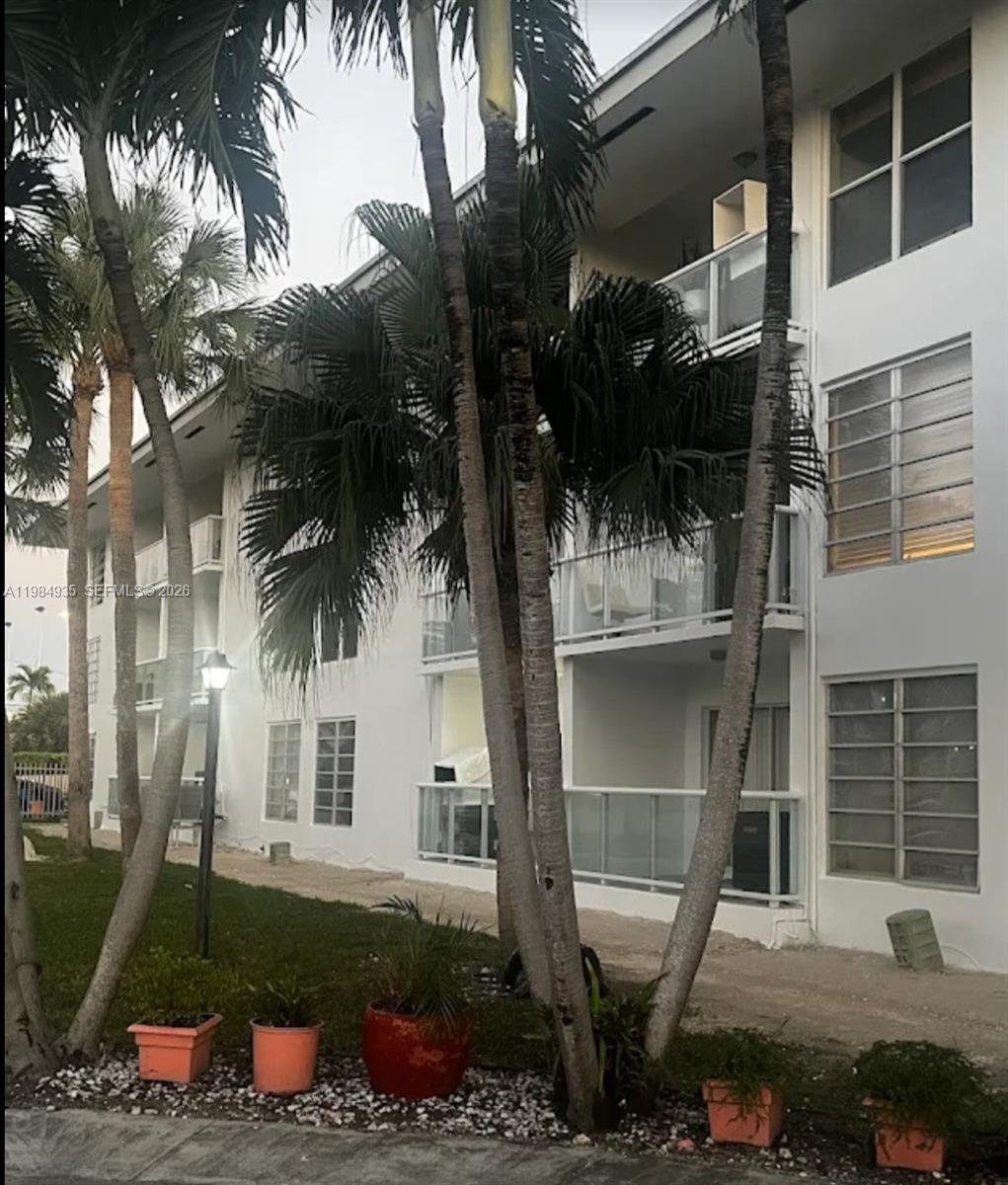 1600 NE 114th Street 104, North Miami Beach, FL 33181, North Miami Beach