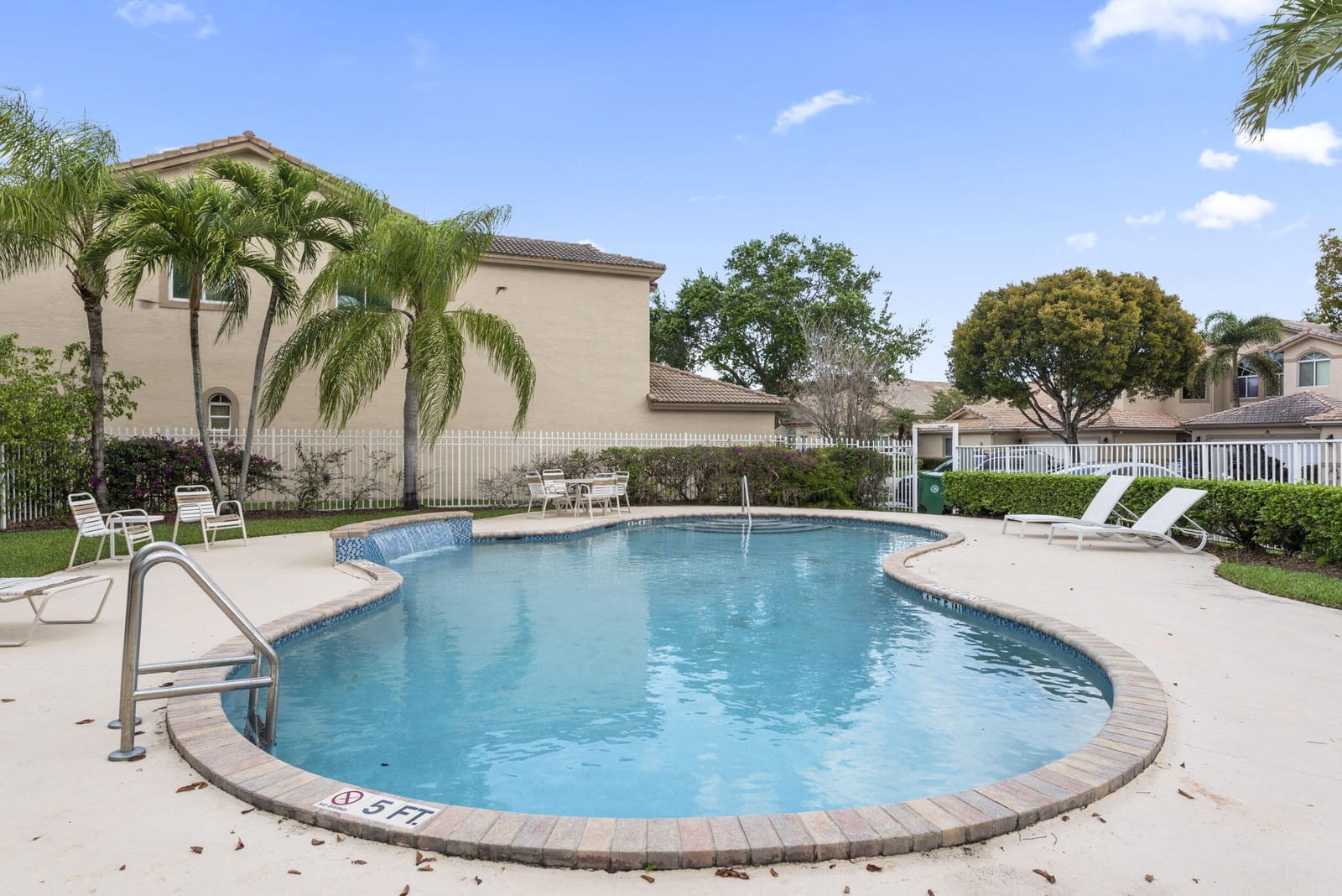 5135 E Madison Lakes Cir E, Davie, FL 33328 photo 23