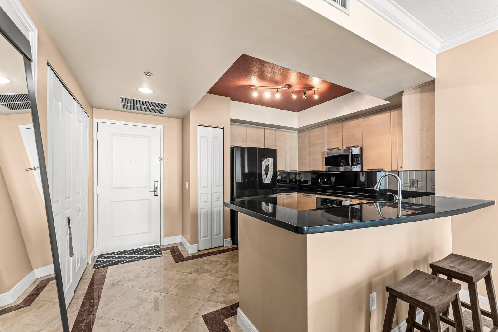 350 SE 2nd Street 2860 — photo 10