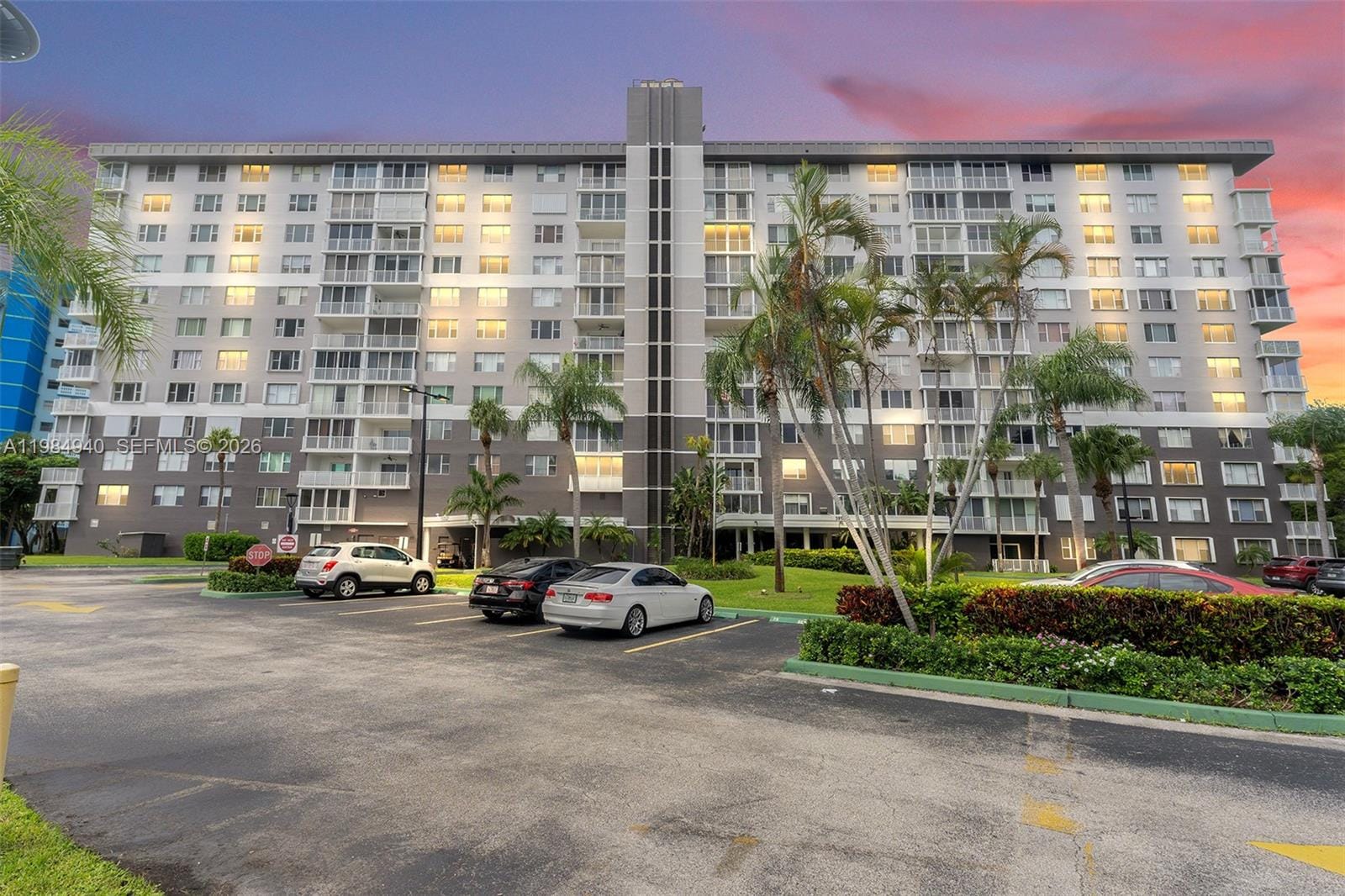 3850 Washington Street 214, Hollywood, FL 33021 photo 5