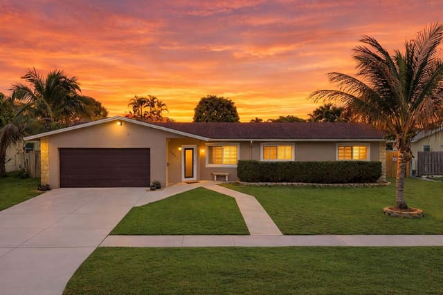 4001 NW 4th Court, sold in Coconut Creek 10th Sec, Coconut Creek, FL