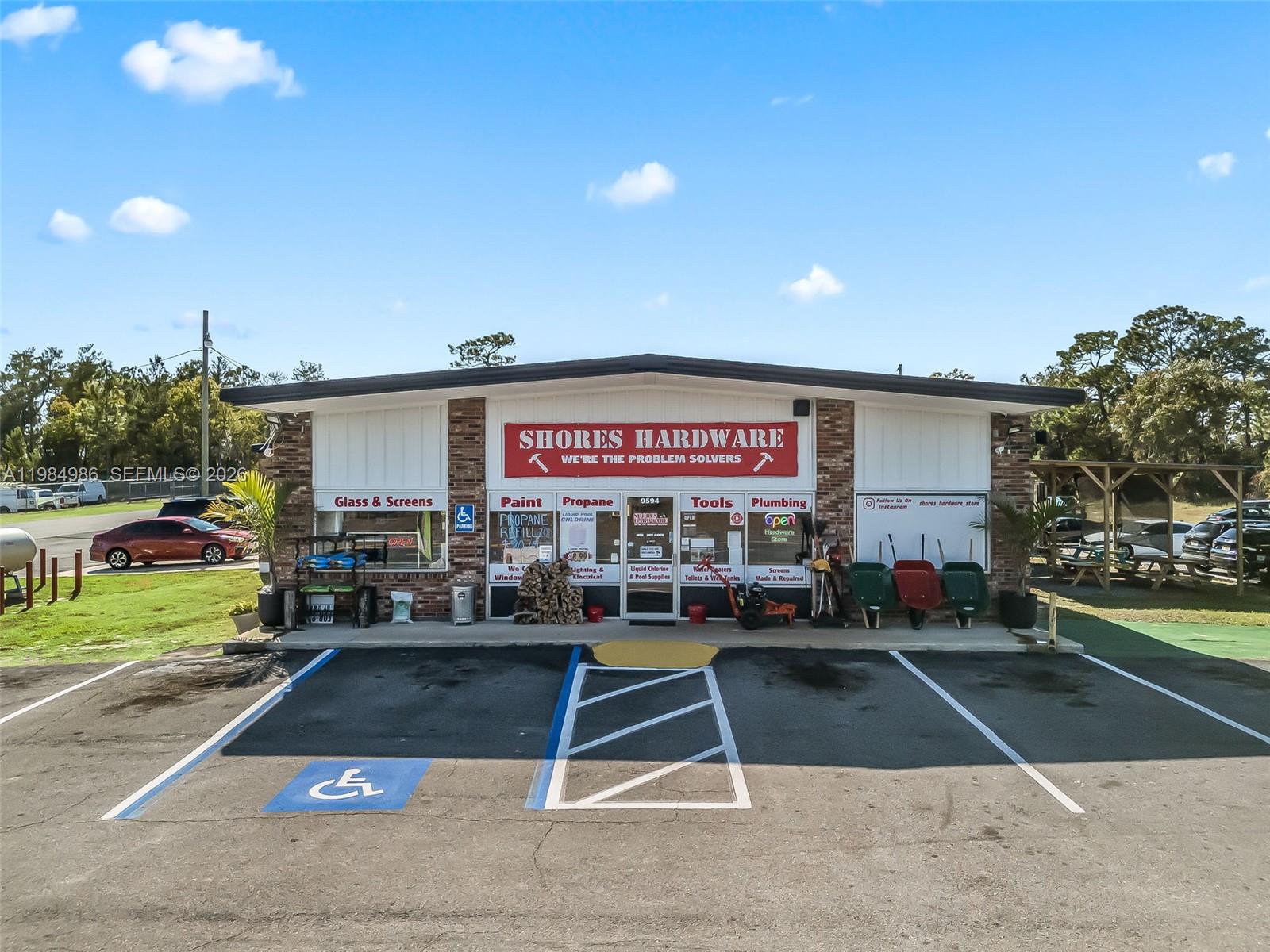 9594 SE Maricamp Road, Ocala, FL 34472, Ocala