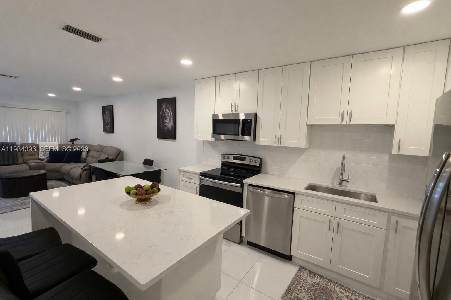 230 NE 9th Avenue, Deerfield Beach, FL 33441