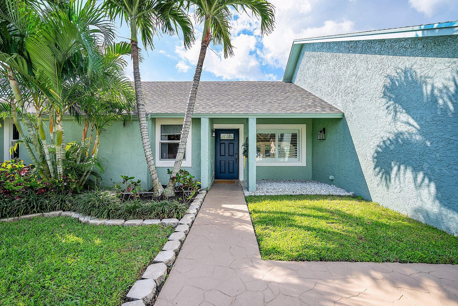 1508 Cormorant Road — photo 3