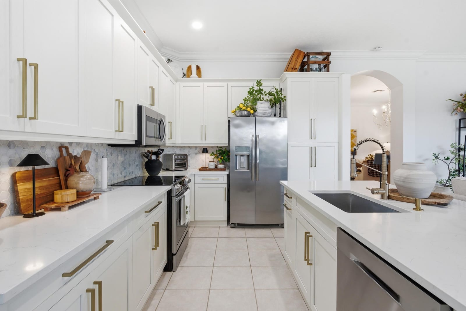 7046 Haviland Circle — photo 11
