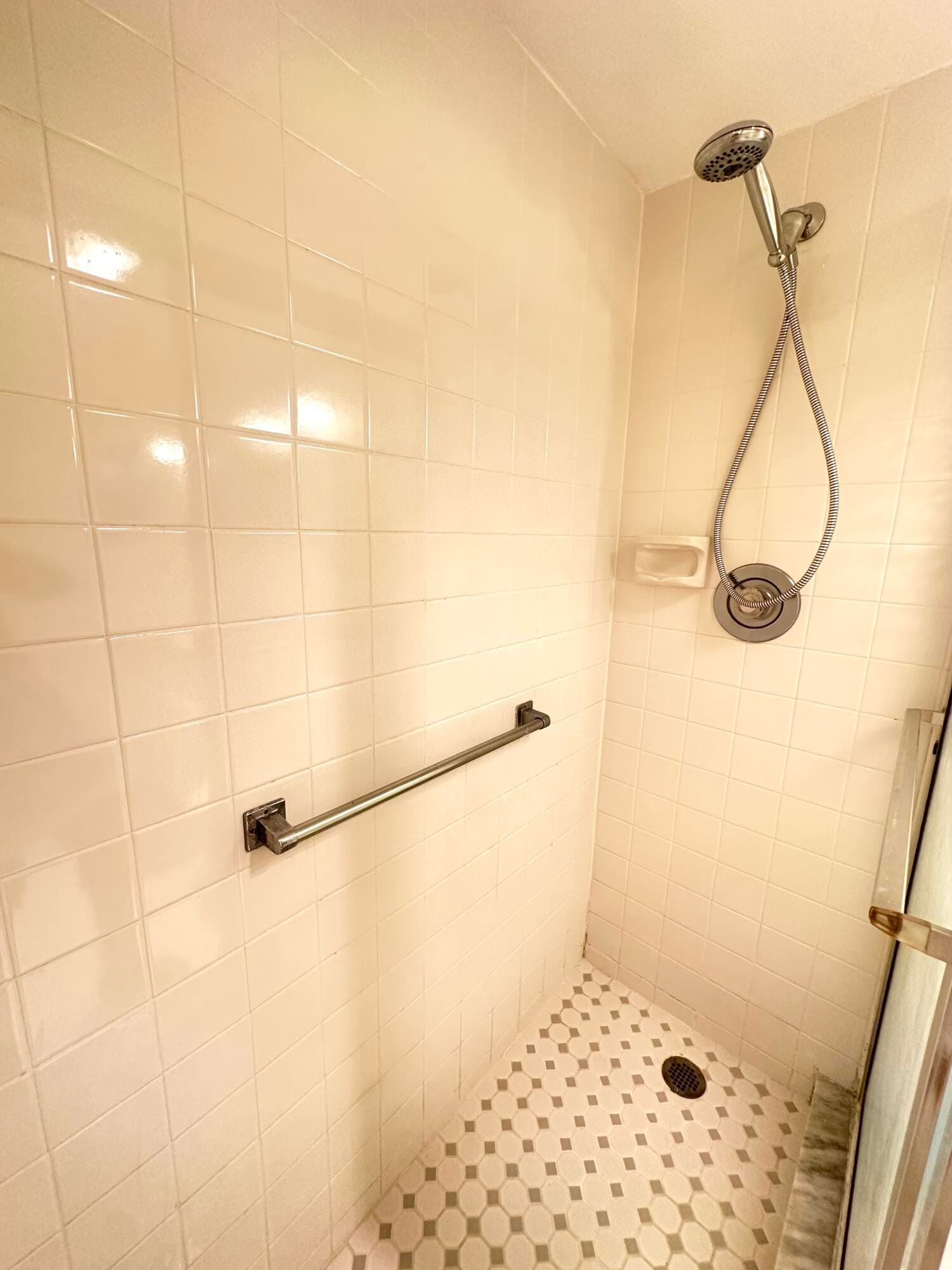 4007 Ellesmere A 4007, Deerfield Beach, FL 33442 photo 17