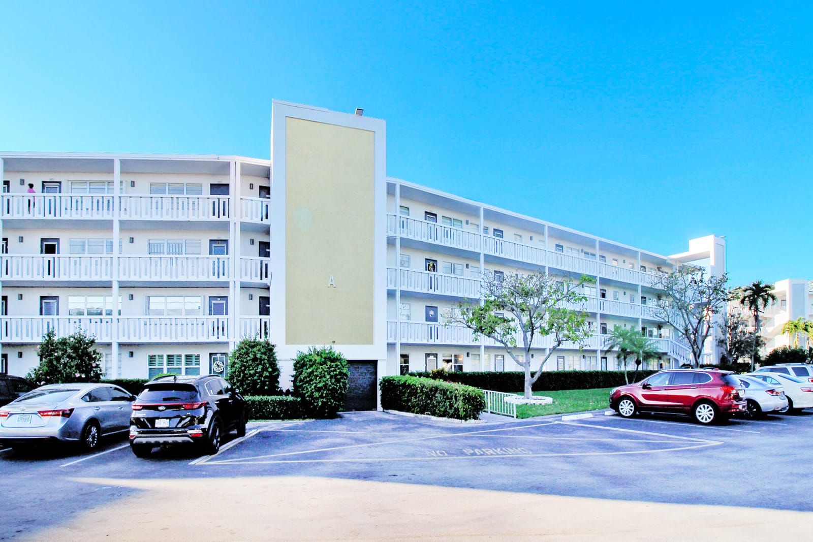4007 Ellesmere A 4007, Deerfield Beach, FL 33442 photo 23