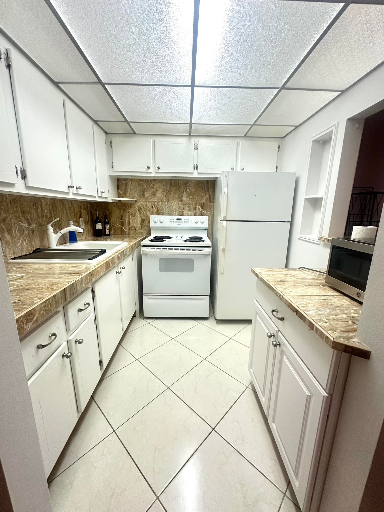 4007 Ellesmere A 4007, Deerfield Beach, FL 33442 photo 8
