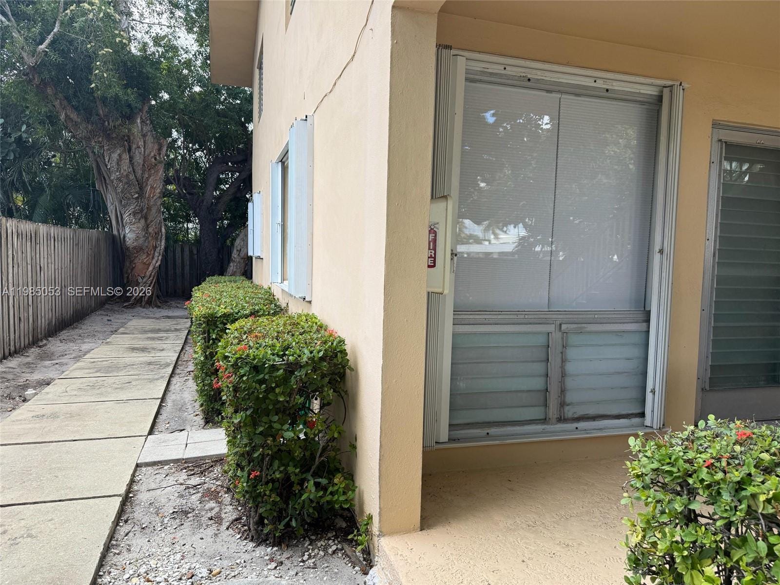 2624 NE 30th Place 101B — photo 8