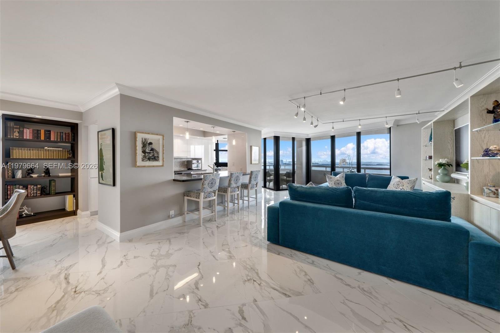 2000 Towerside Terrace PH2, Miami, FL 33138, Miami