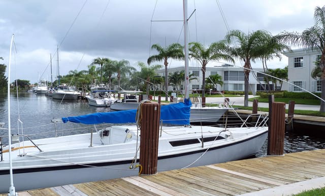 6289 Bay Club Drive 4, sold in Bay Colony Club, Fort Lauderdale, FL