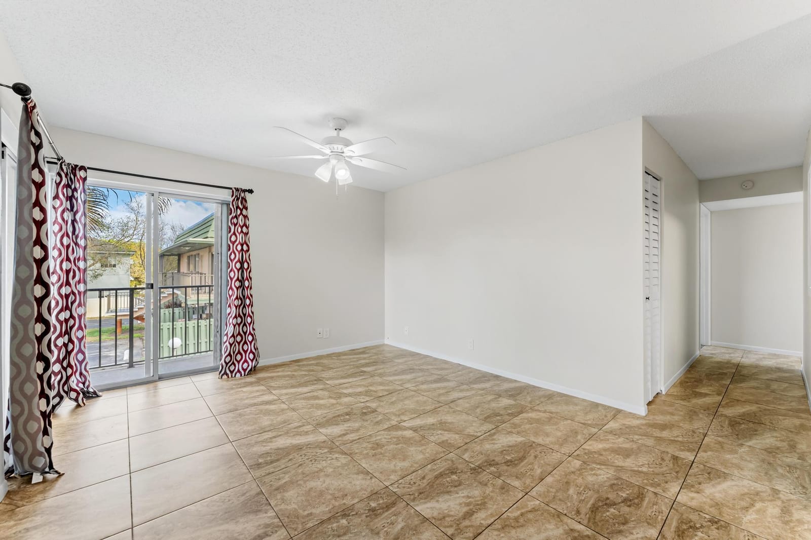 1840 Fairview Villas Drive 3 — photo 1