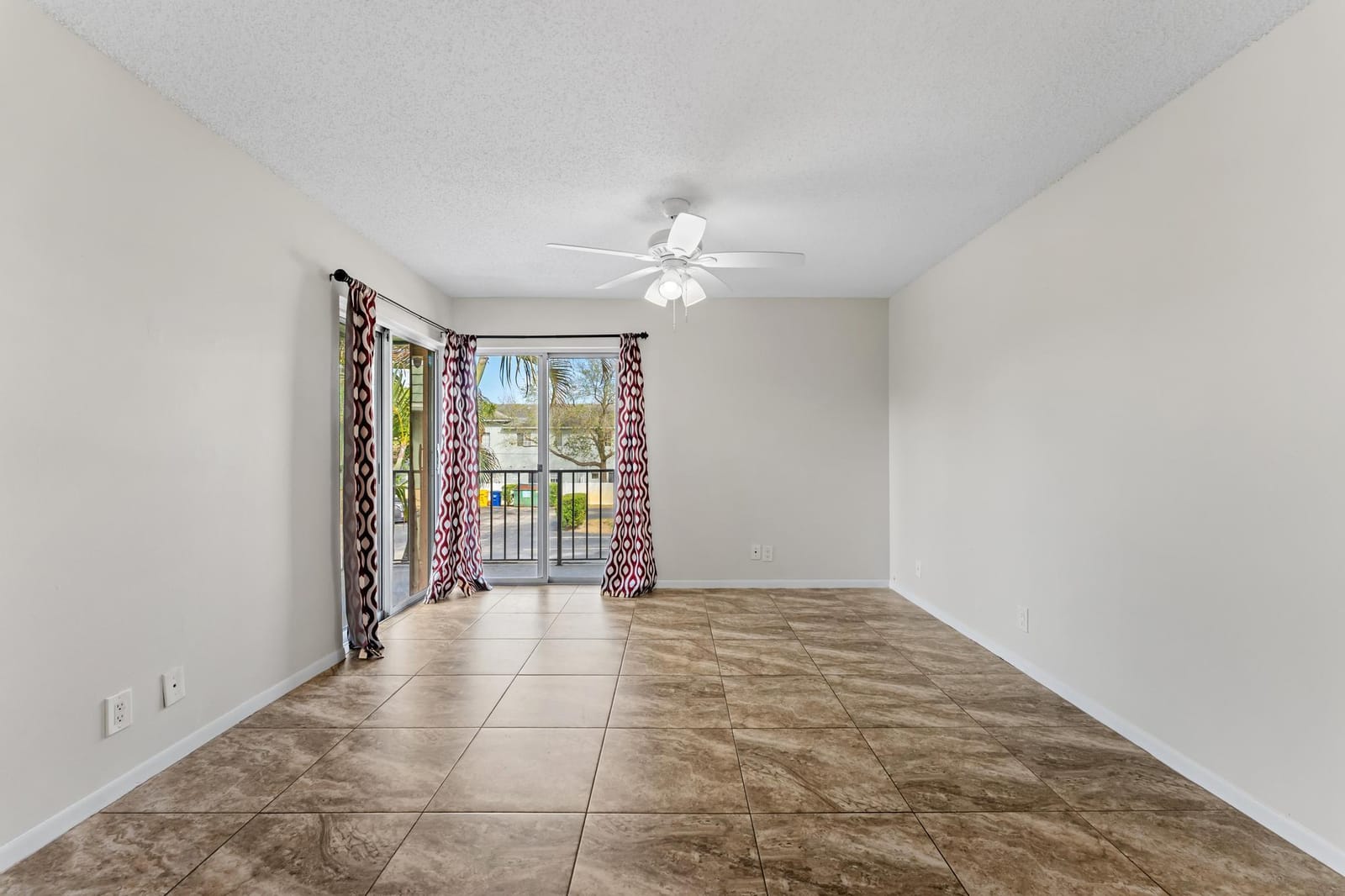 1840 Fairview Villas Drive 3 — photo 2