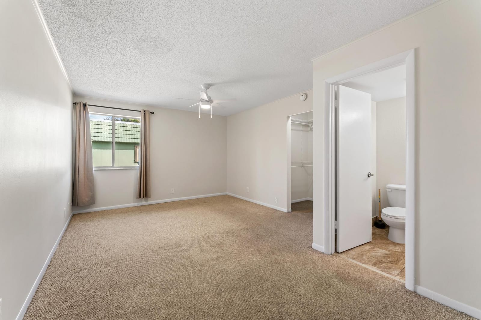 1840 Fairview Villas Drive 3, Palm Springs, FL 33406 photo 15