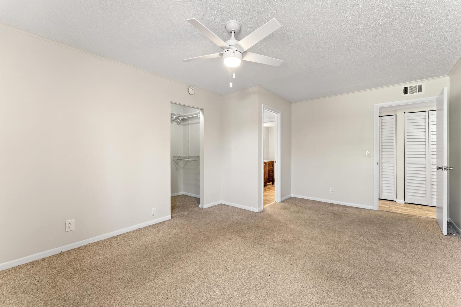 1840 Fairview Villas Drive 3, Palm Springs, FL 33406 photo 16