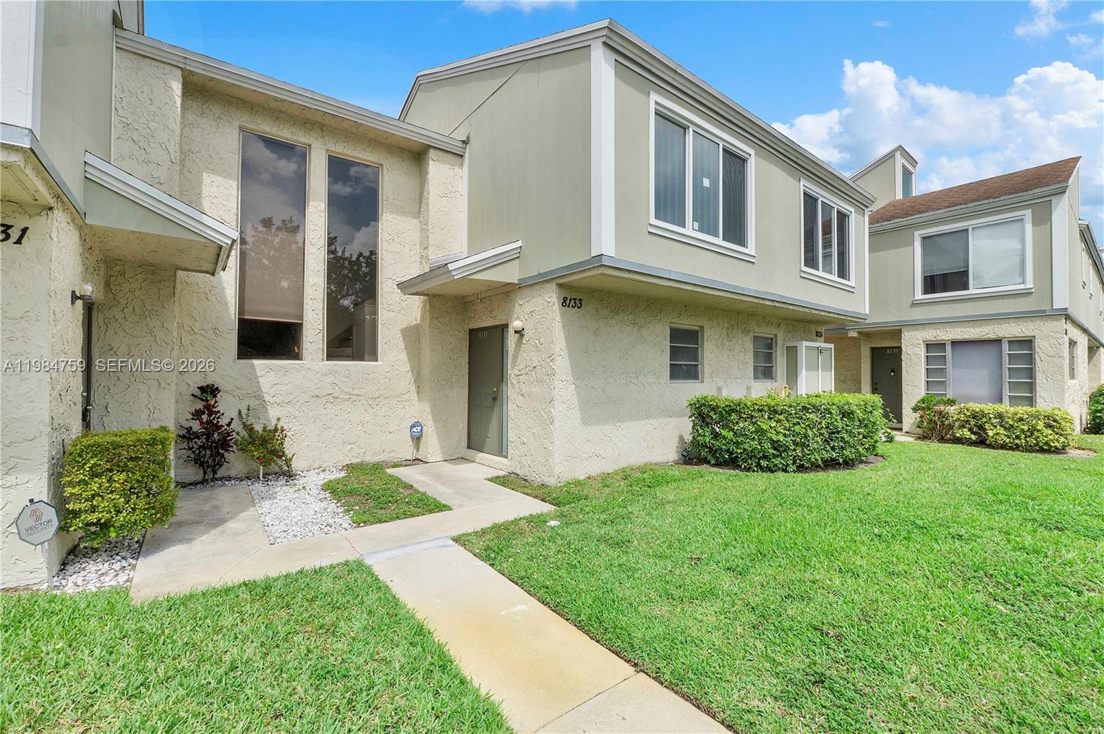 8133 Lagos De Campo Boulevard J1, Tamarac, FL 33321, Tamarac