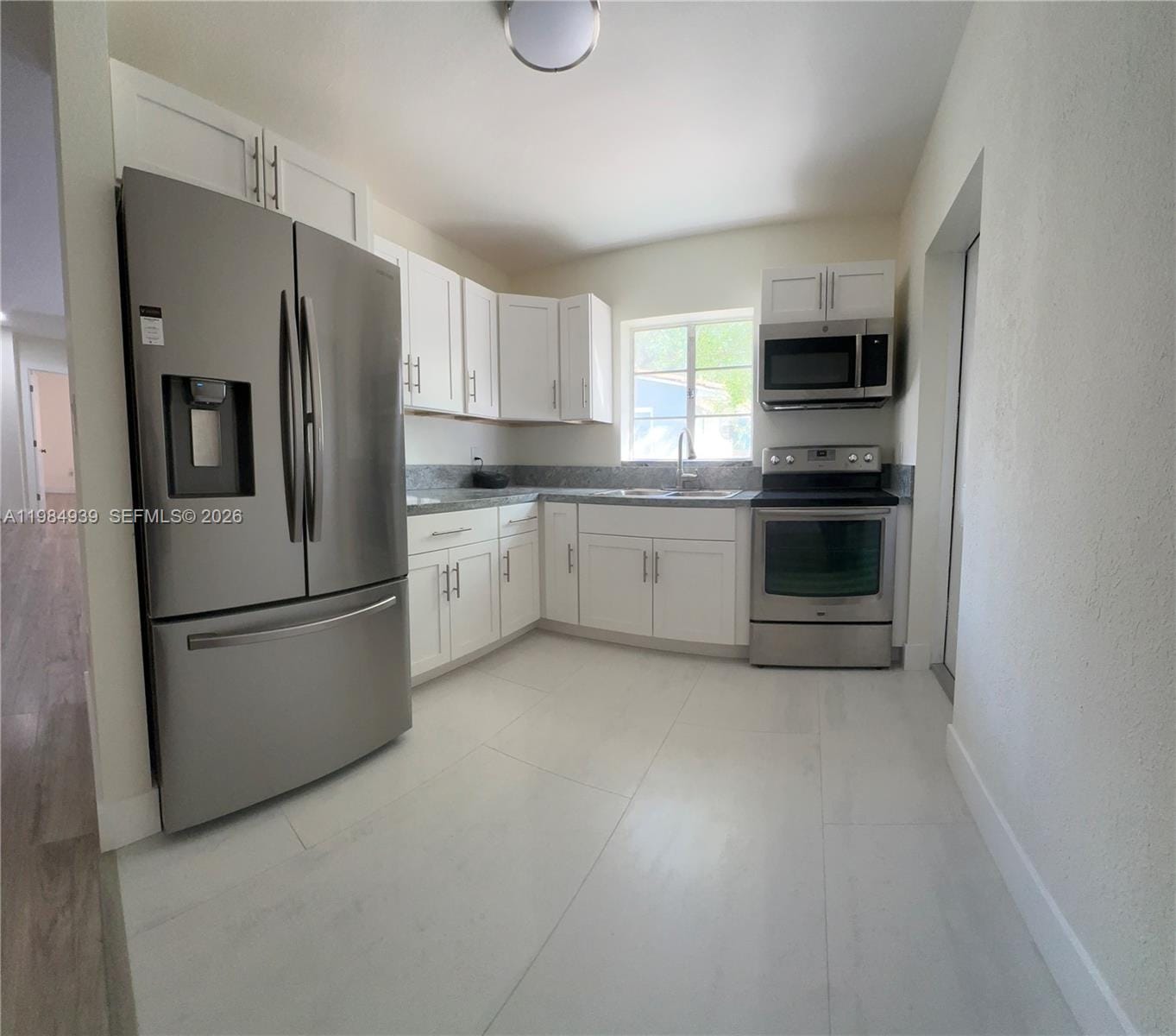 2400 NW 15th Street, Miami, FL 33125 photo 9