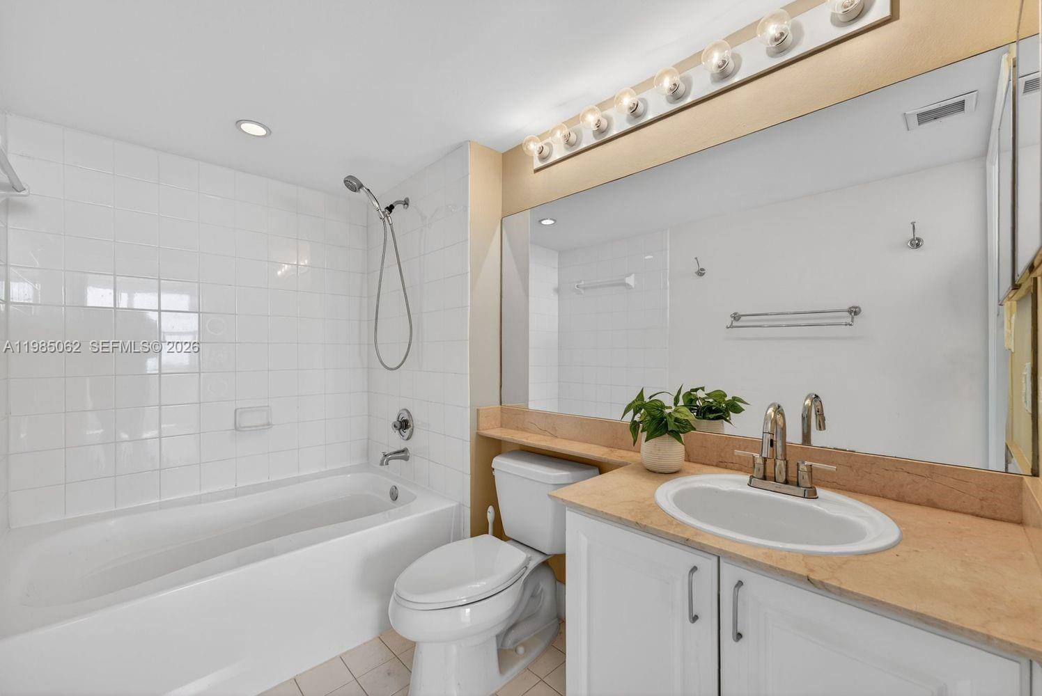 90 Alton Road 1810, Miami Beach, FL 33139 photo 11