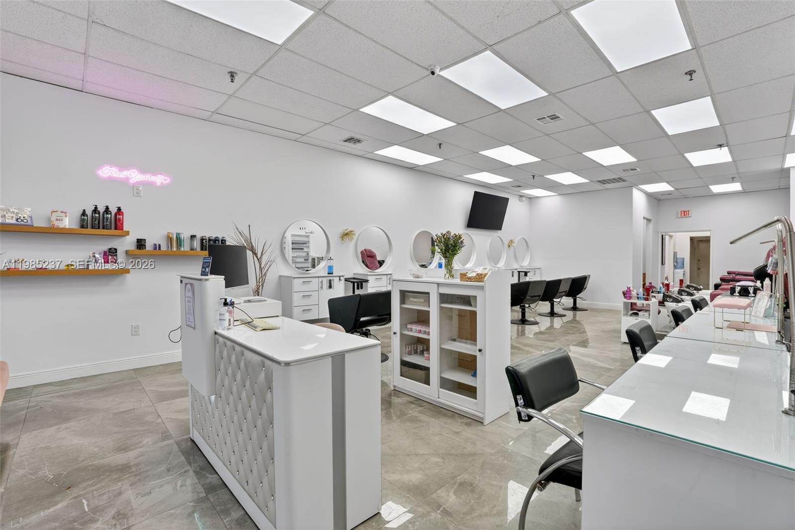 Full Service Full Service Beauty Salon For Sale In Bird Road, Miami, FL 33165, Miami