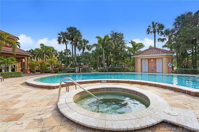 100 Uno Lago Drive 205, Juno Beach, FL 33408 photo 12
