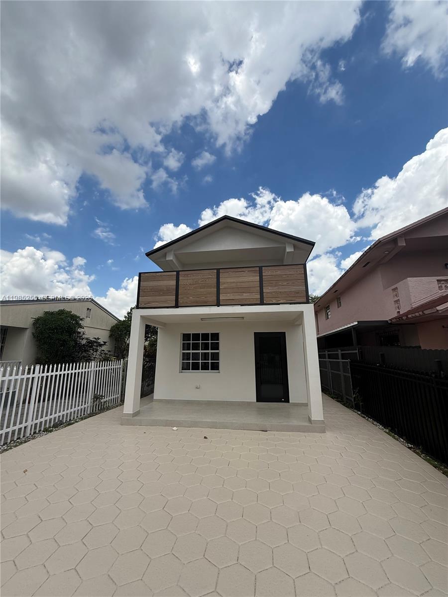 370 Flagami Boulevard, Miami, FL 33144
