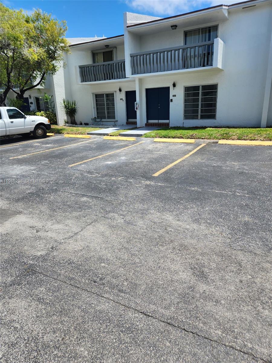 9430 SW 170th Street 302, Palmetto Bay, FL 33157, Palmetto Bay
