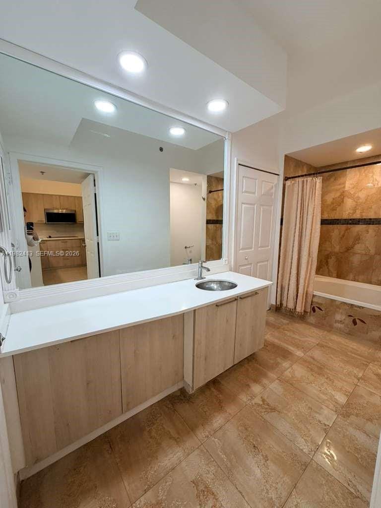 3165 NE 184th Street 6102, Aventura, FL 33160 photo 8