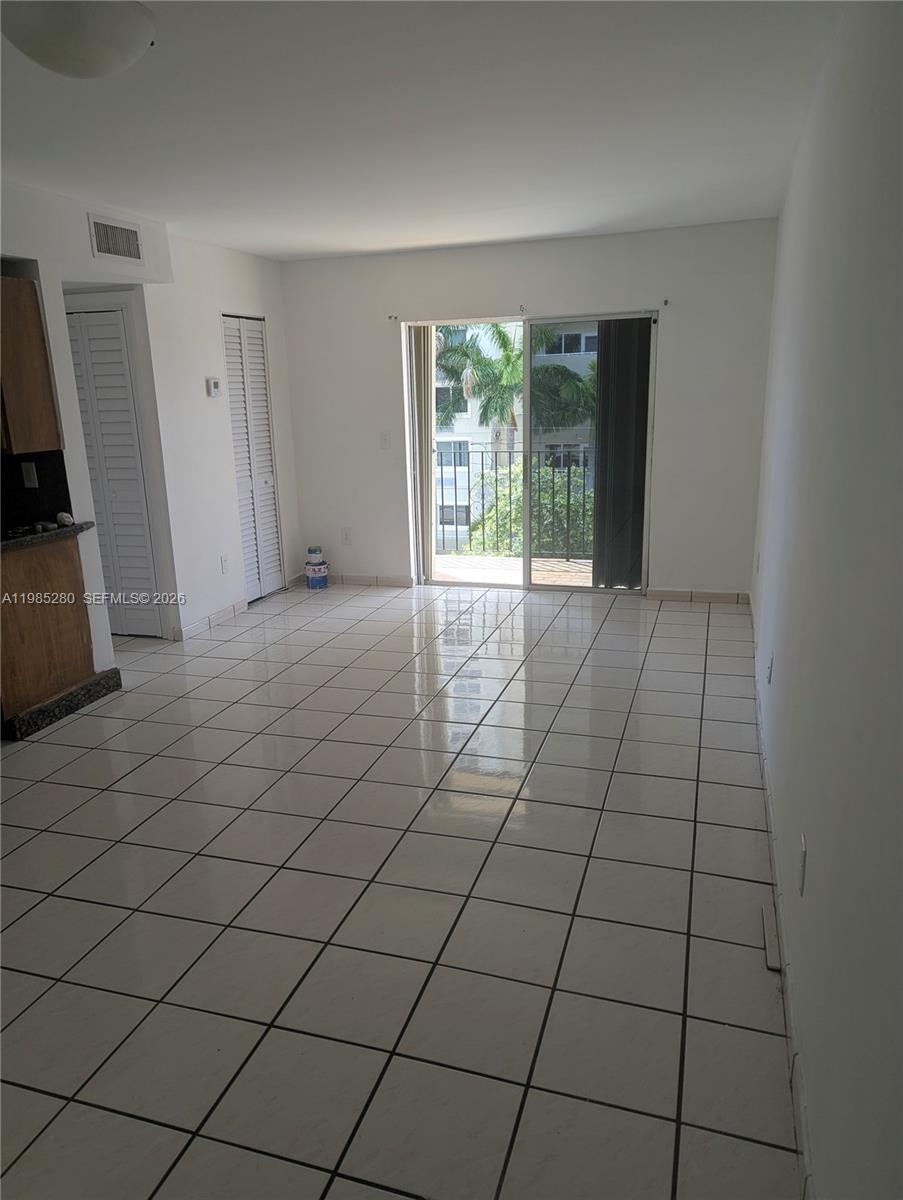 1051 SW 1st Street 411, Miami, FL 33130, Miami