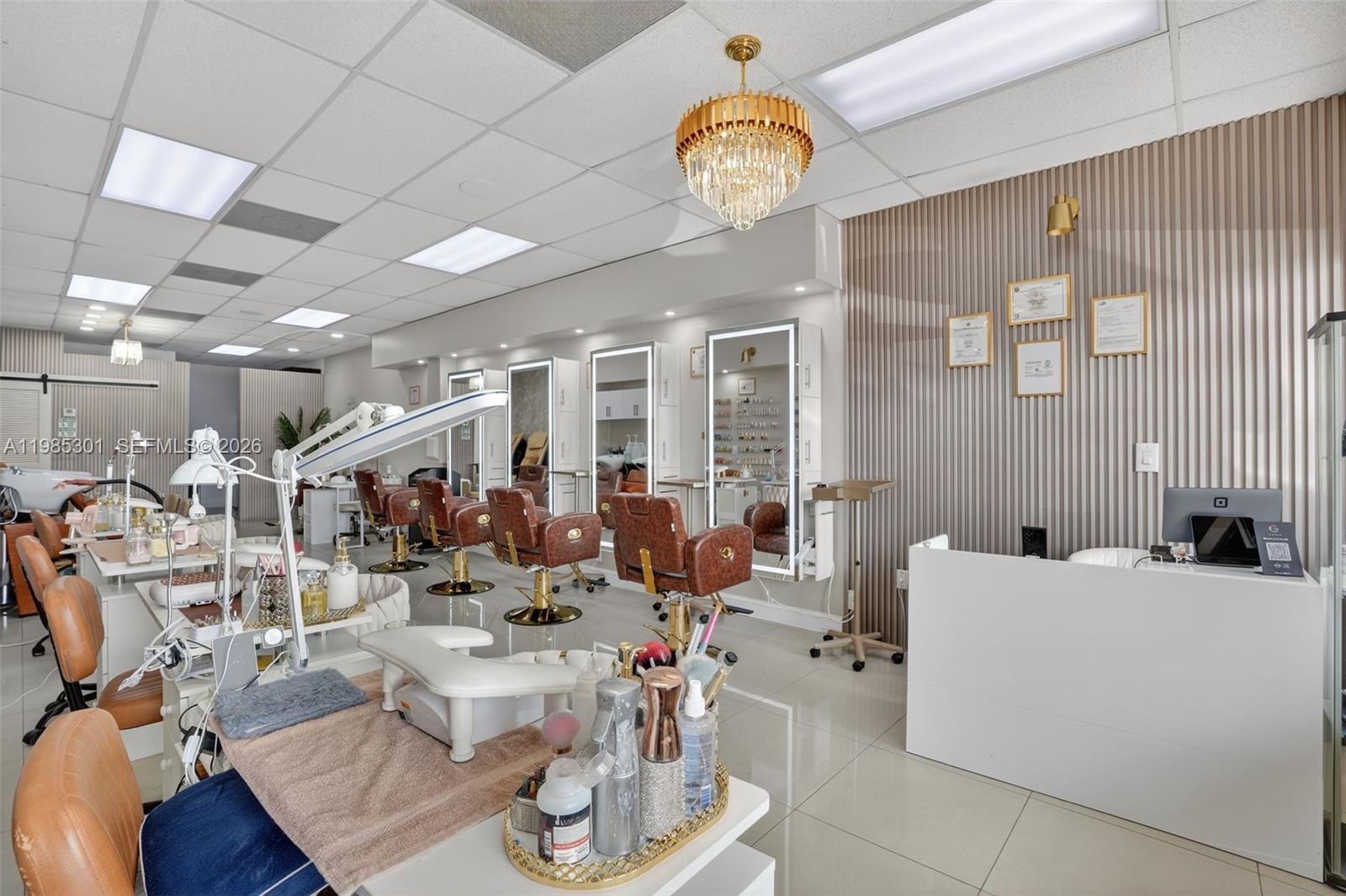 Full Service Full Service Beauty Salon On 8 Street, Miami, FL 33184, Miami