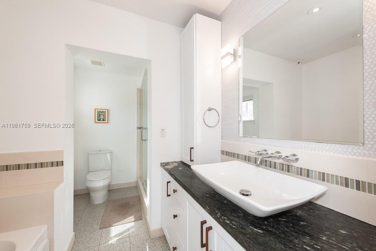 717 Benevento Avenue, Coral Gables, FL 33146 photo 20