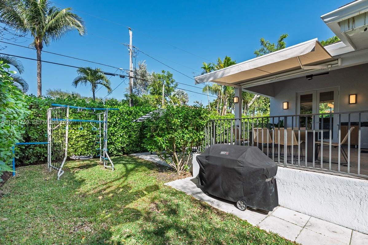 717 Benevento Avenue, Coral Gables, FL 33146 photo 27