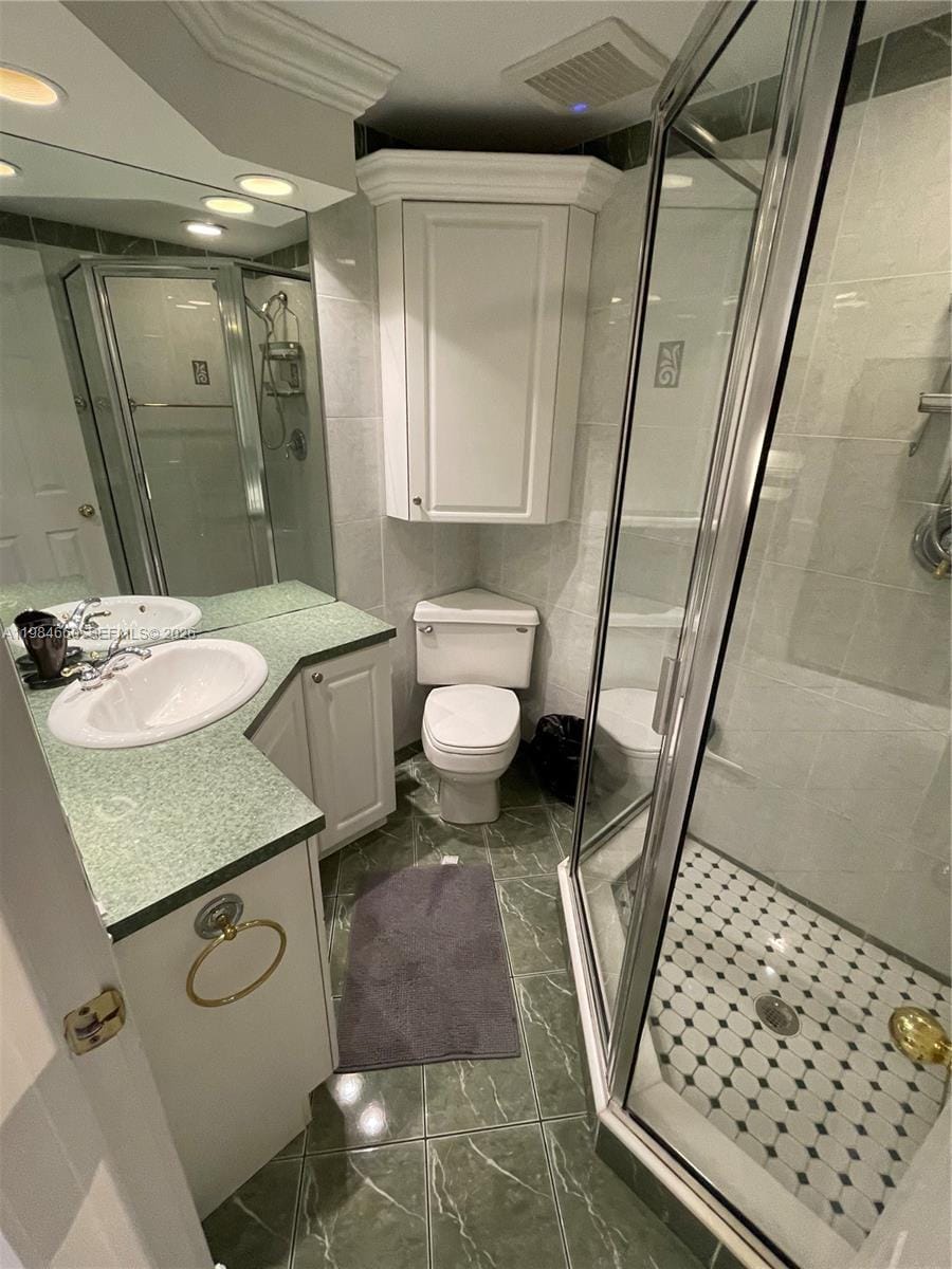 201 178th Drive 313 — photo 3